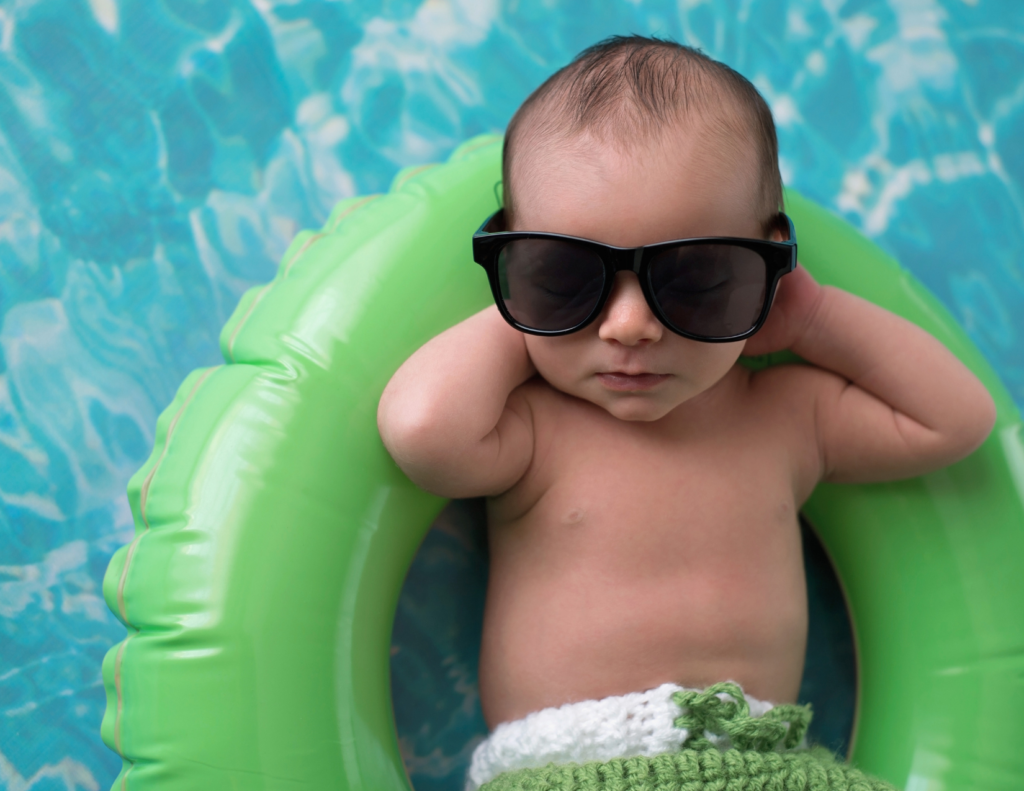 newborn-baby-sunglasses-pool-float-summer-safety.jpg
